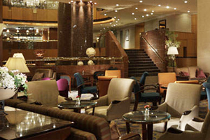 ご入会資格　正社員　定収入　定職