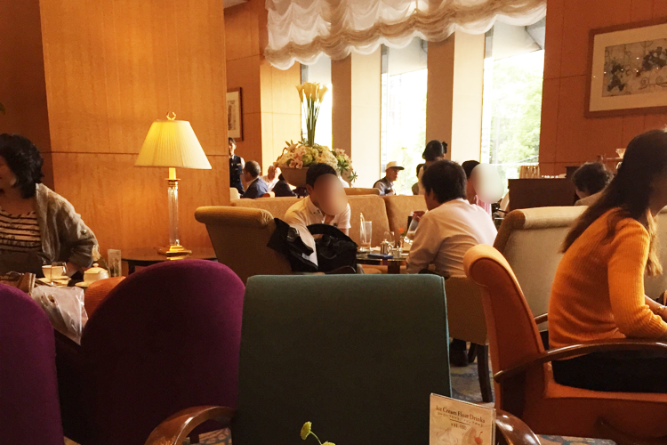 横浜ベイシェラトンホテル　ラウンジ　シーウインド